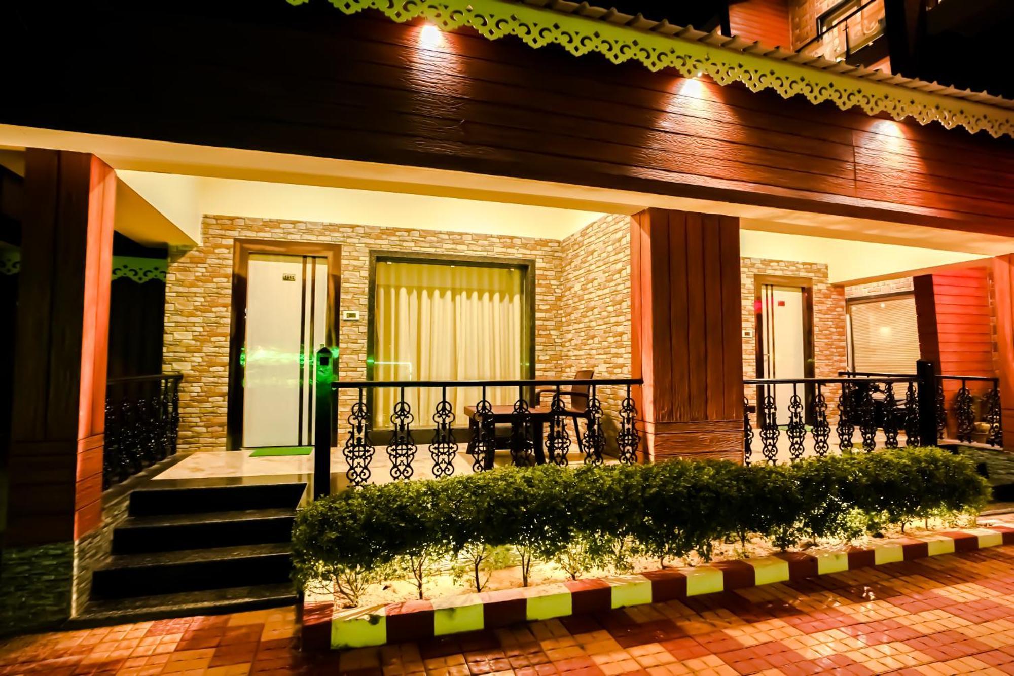 Prasant On Beach Resort !! Lift - Wifi -Restaurant-Parking Facilities-Newly Decorated Room !! Мандармони Екстериор снимка
